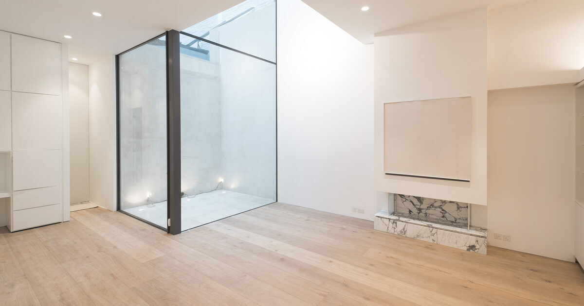 Cheyne Row Architectural Glazing | IQ Glass