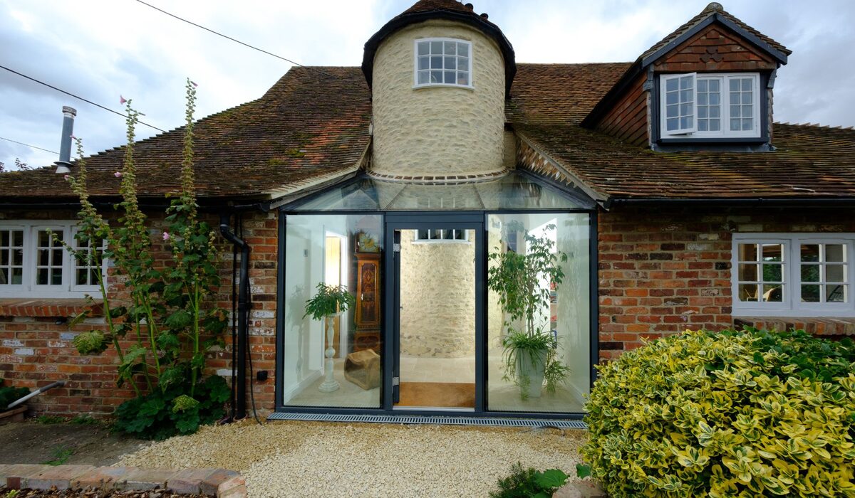 Using Glass in Entrance Designs | 26th November 2023 | News | IQ Glass