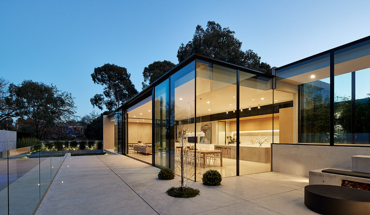 NIS Inclusion - Salmon Avenue - IQ Glass