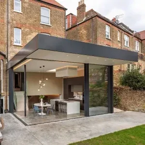 thermally broken glazing in glass box extension