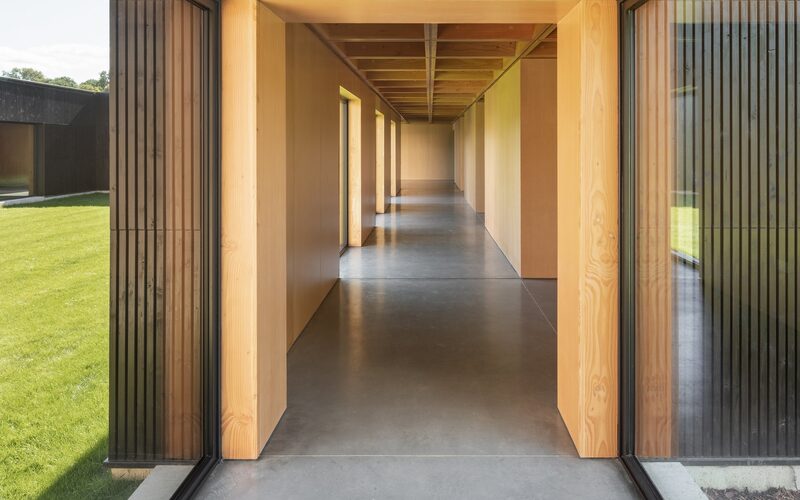 Structural glass walkway
