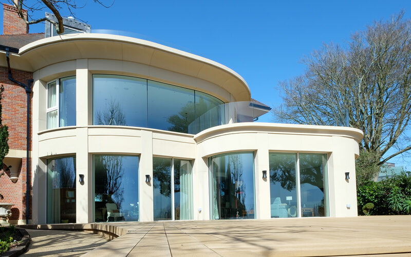 Can you get sunburnt through glass? - IQ Glass - Belle Vue
