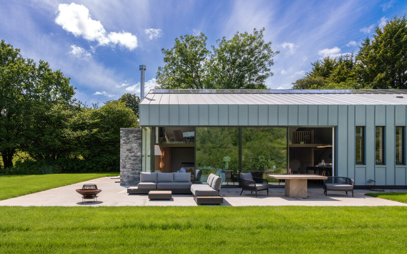 The Field house, minimal windows sliding doors