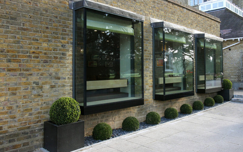 Oriel Windows by Invisio® | Structural Glass | IQ Glass