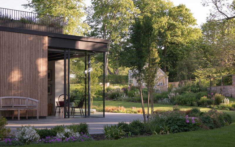 Summer Garden | Sliding Glass Doors for a Garden Extension in Edinburgh | IQ Glass