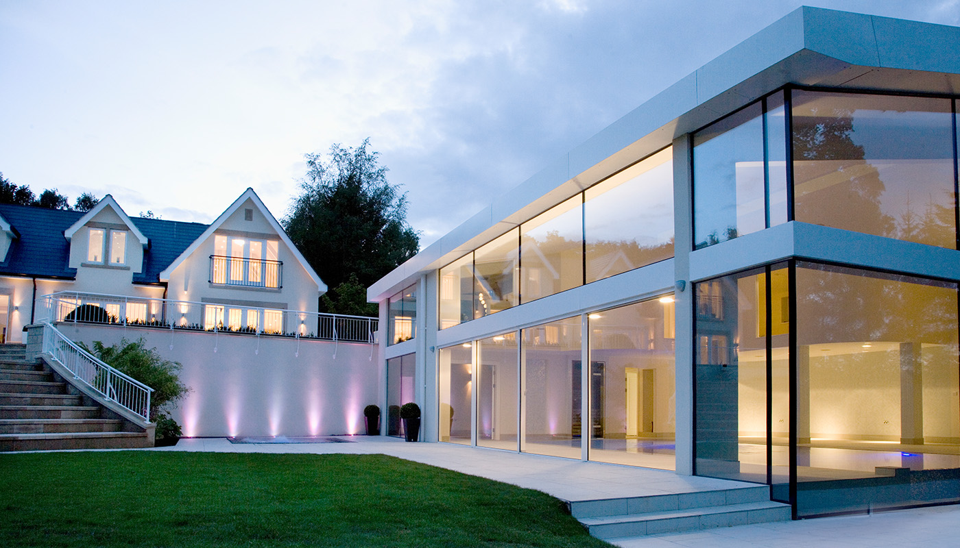 Glazing for Art Deco houses - IQ Glass - Cheshire Pool House
